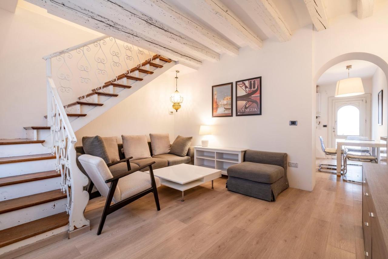 Ca' Del Sol Apartment เวนิส ภายนอก รูปภาพ